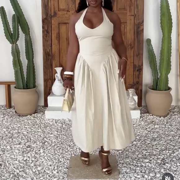 Dresses & Skirts - Elegant Halter Midi Dress in Cream
